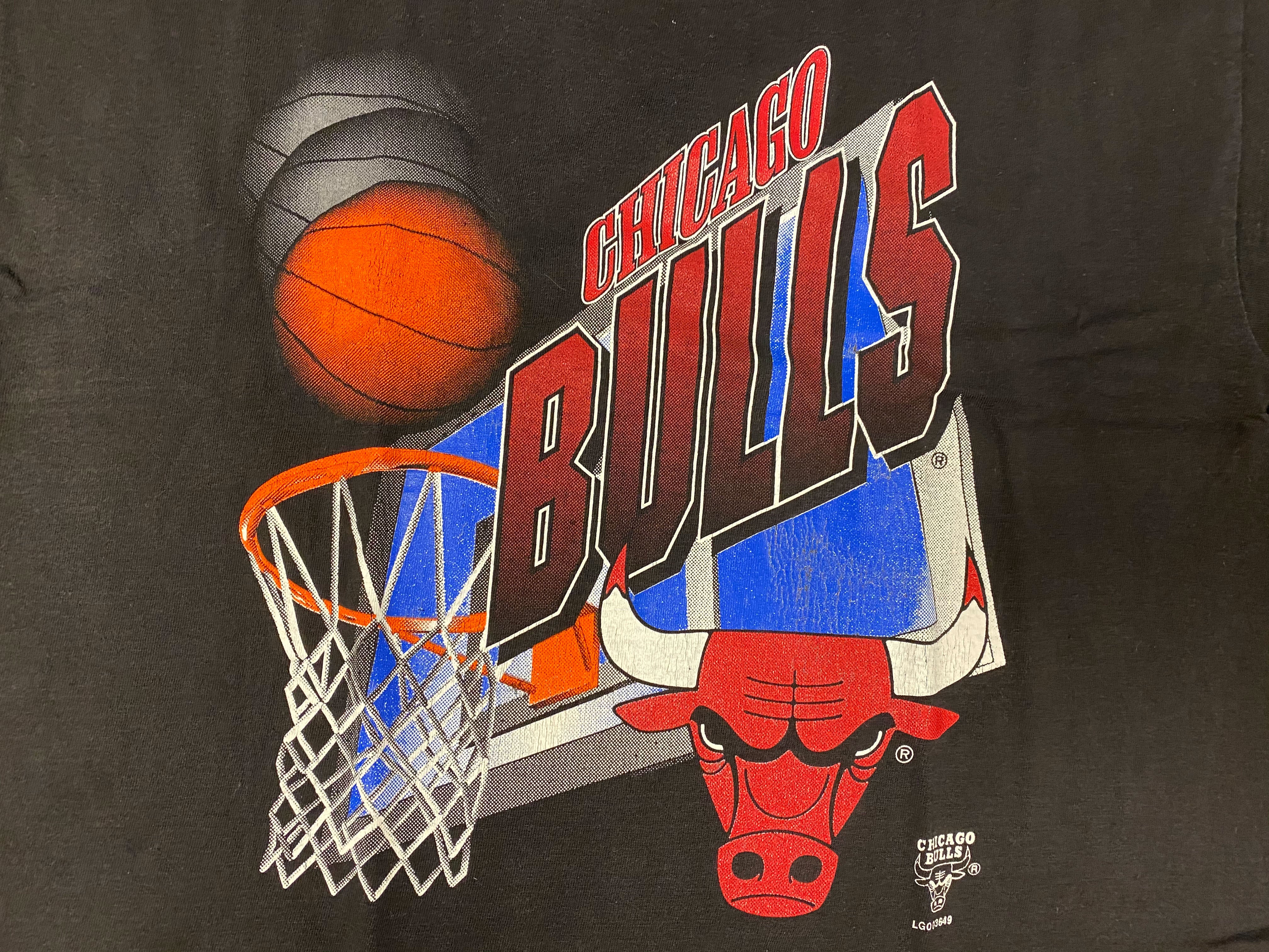 Logo 7 Chicago Bulls Tee - Black