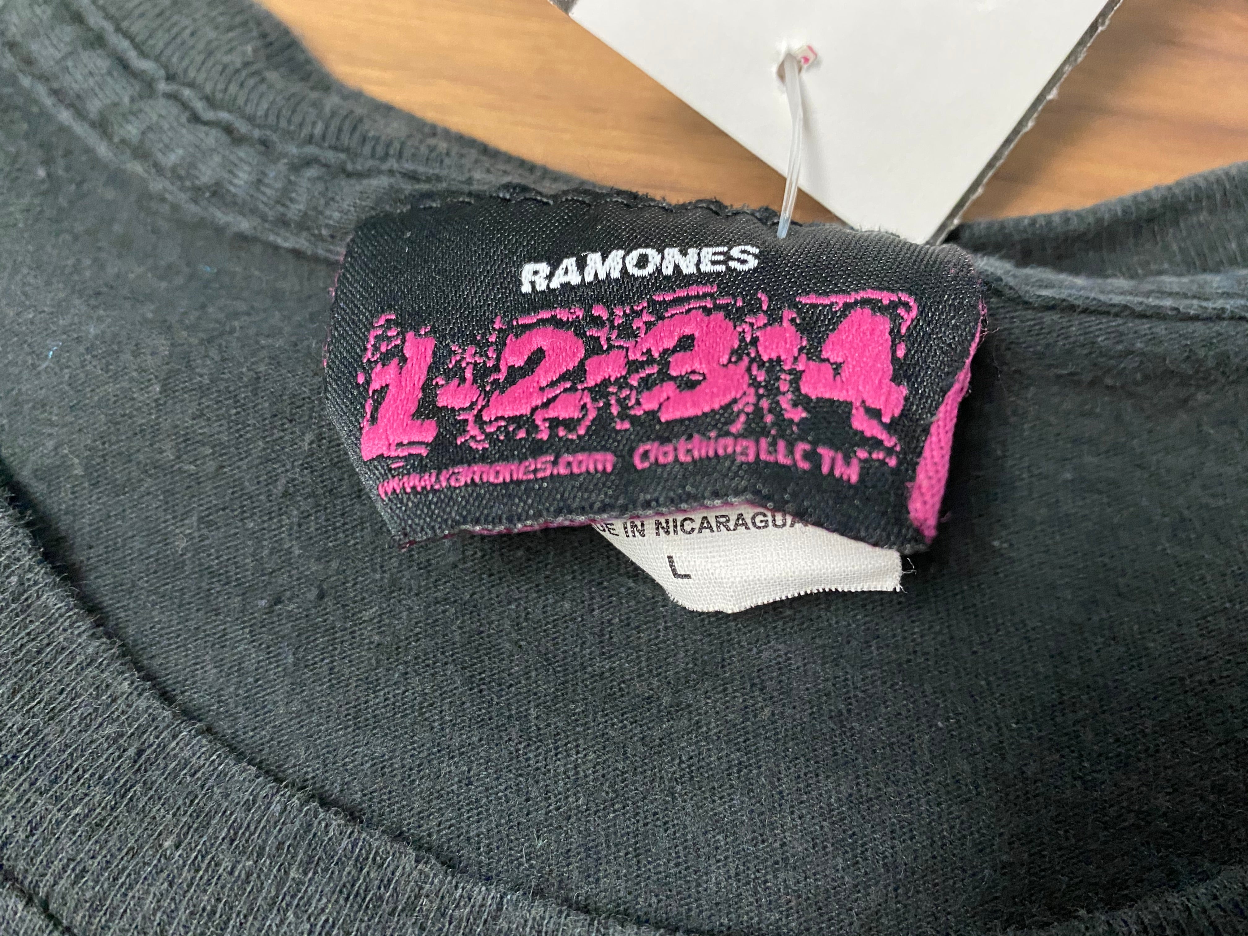 Ramones Tee - Black